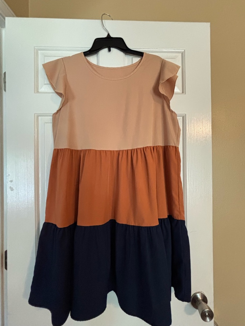 SHEIN Tiered Colorblock Dress in Blush, Rust & Navy